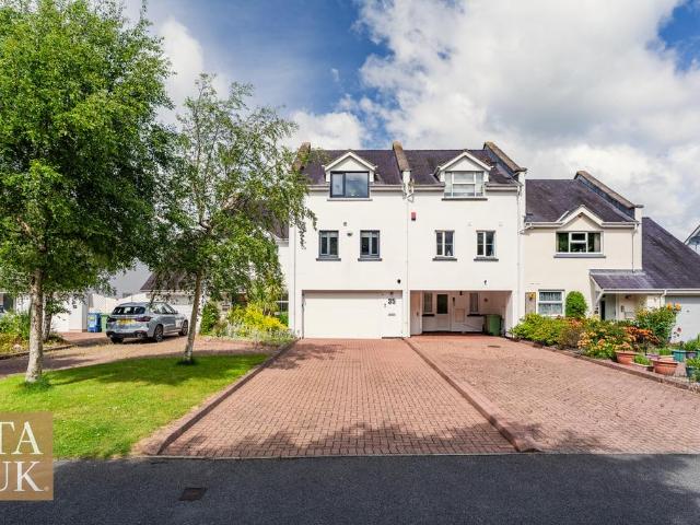 3 bedroom townhouse for sale