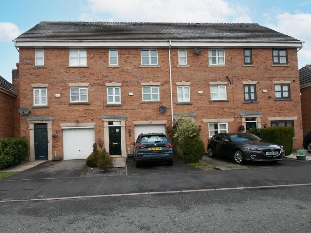 3 bedroom townhouse for sale