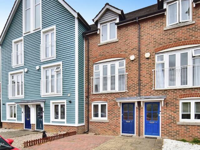 3 bedroom townhouse for sale