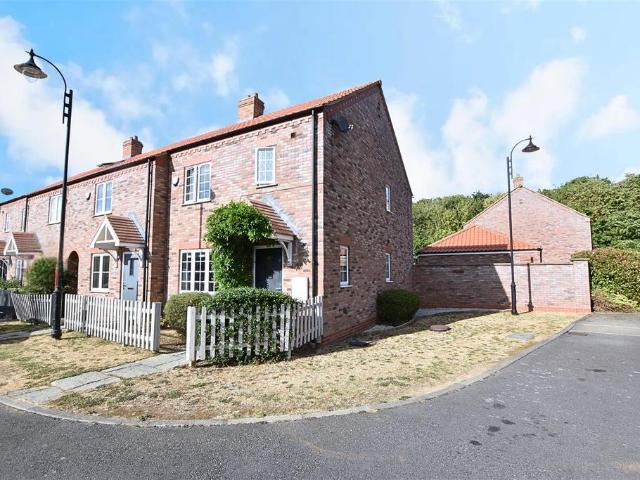 3 bedroom townhouse for sale