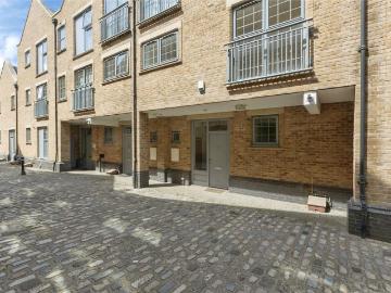 3 bedroom townhouse for sale