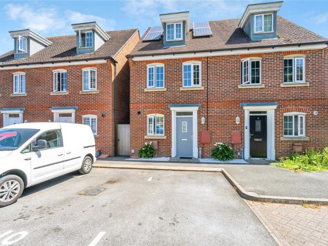 3 bedroom townhouse for sale
