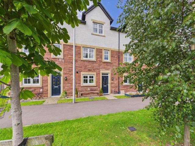 3 bedroom townhouse for sale