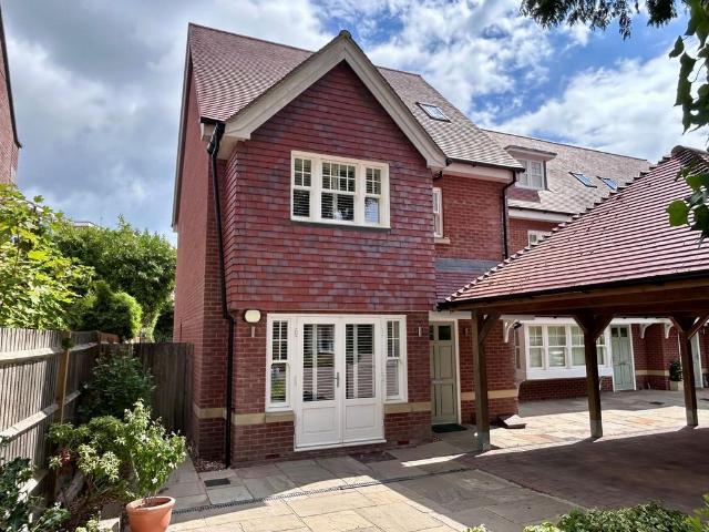 3 bedroom townhouse for sale