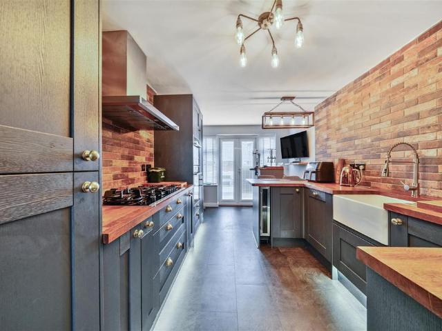 3 bedroom townhouse for sale