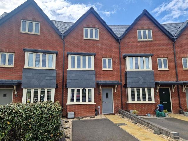 3 bedroom townhouse for sale