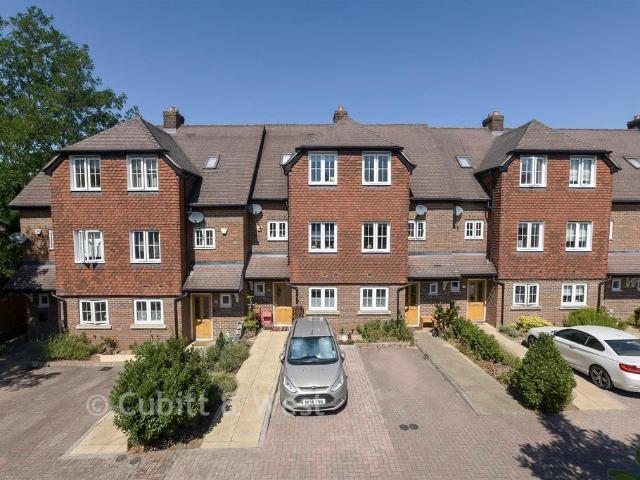 3 bedroom townhouse for sale