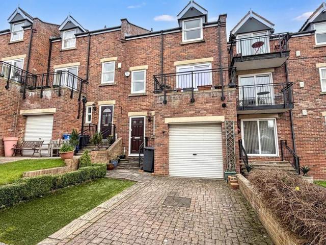 3 bedroom townhouse for sale
