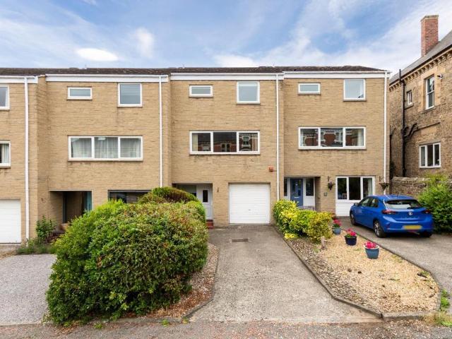 3 bedroom townhouse for sale