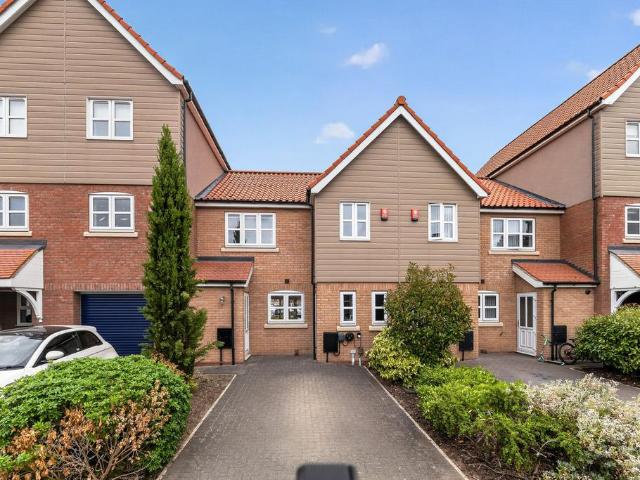 3 bedroom townhouse for sale