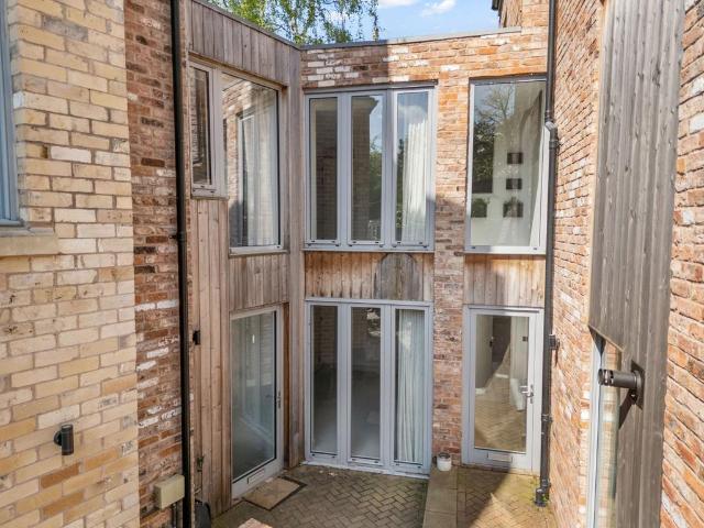 3 bedroom townhouse for sale