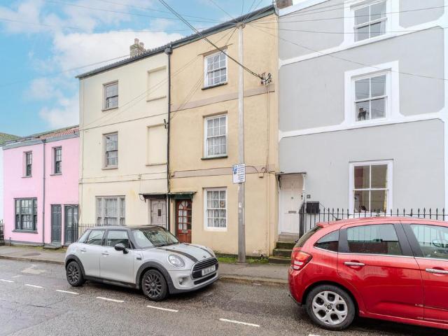 3 bedroom townhouse for sale