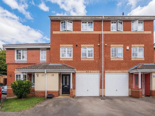 3 bedroom townhouse for sale