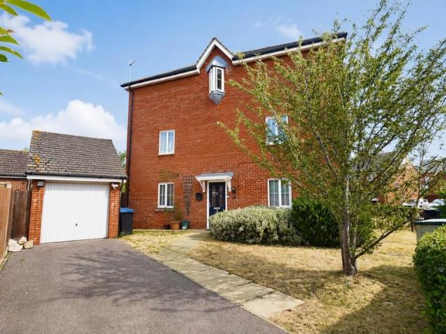 3 bedroom townhouse for sale