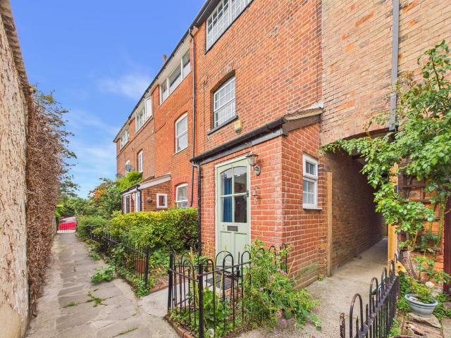 3 bedroom townhouse for sale
