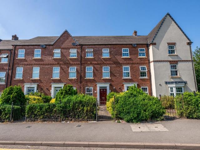 3 bedroom townhouse for sale