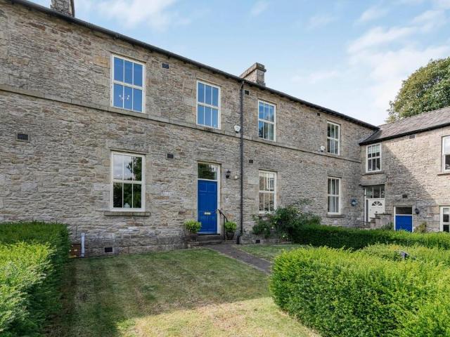 3 bedroom townhouse for sale