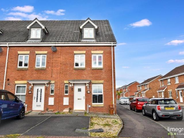 3 bedroom townhouse for sale