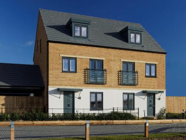 3 bedroom townhouse for sale
