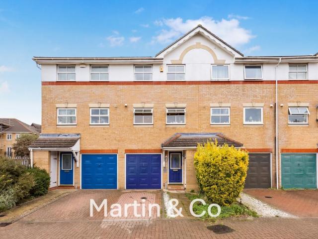 3 bedroom townhouse for sale