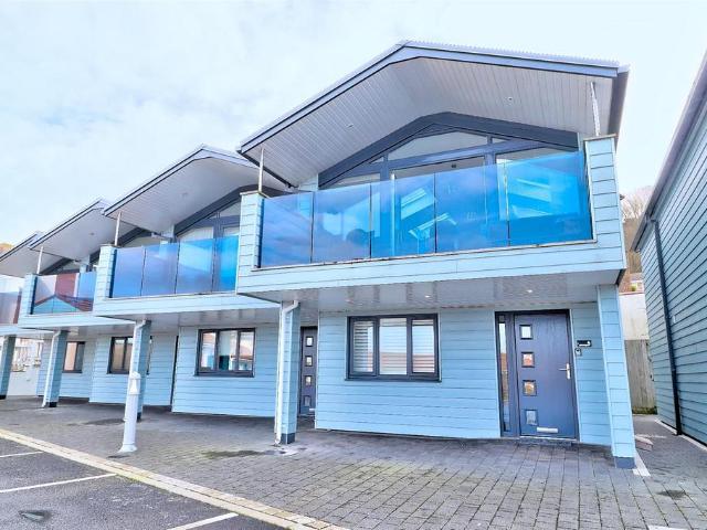 3 bedroom townhouse for sale