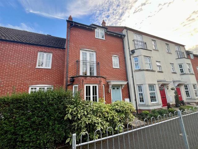 3 bedroom townhouse for sale