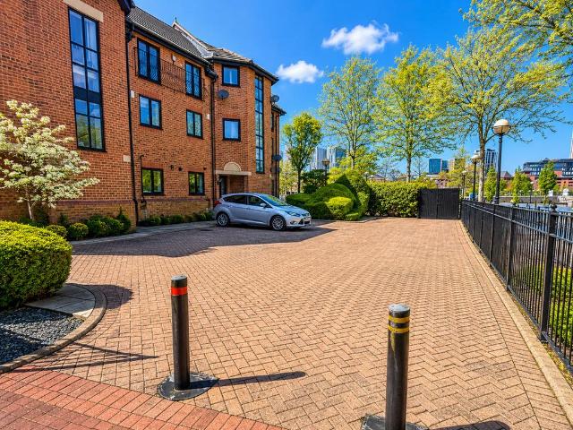3 bedroom townhouse for sale