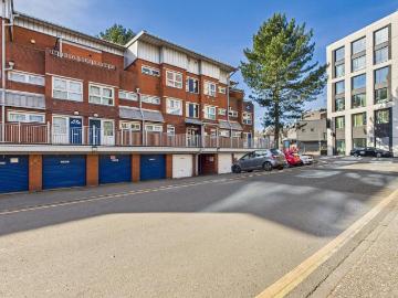 3 bedroom townhouse for sale
