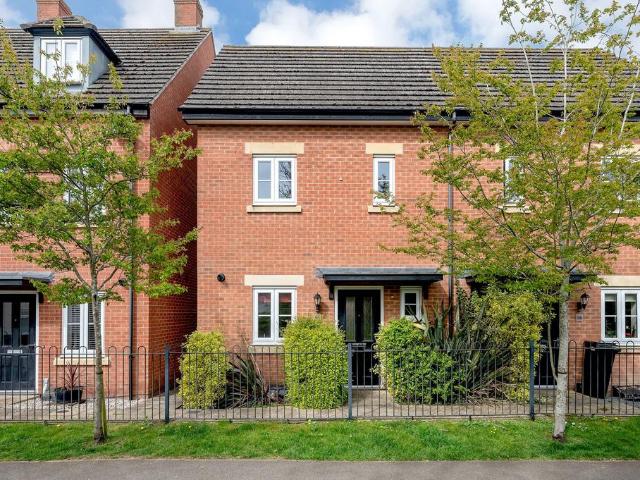 3 bedroom townhouse for sale