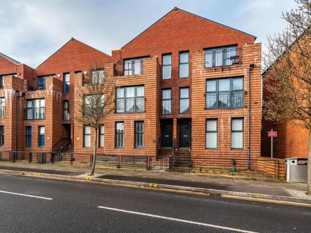 3 bedroom townhouse for sale