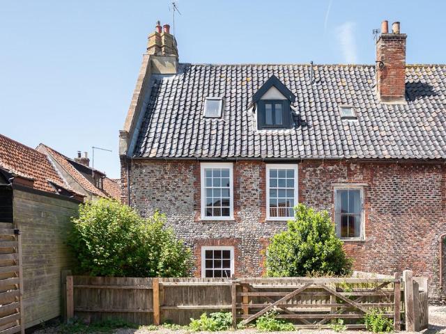 3 bedroom townhouse for sale