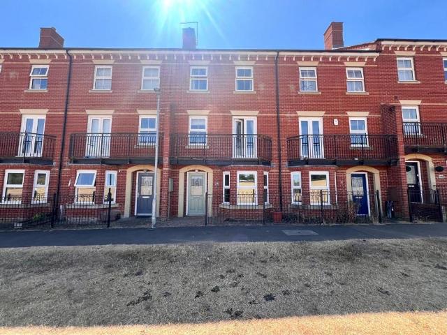 3 bedroom townhouse for sale
