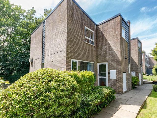 3 bedroom townhouse for sale