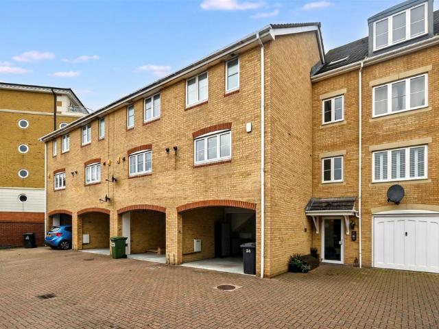 3 bedroom townhouse for sale