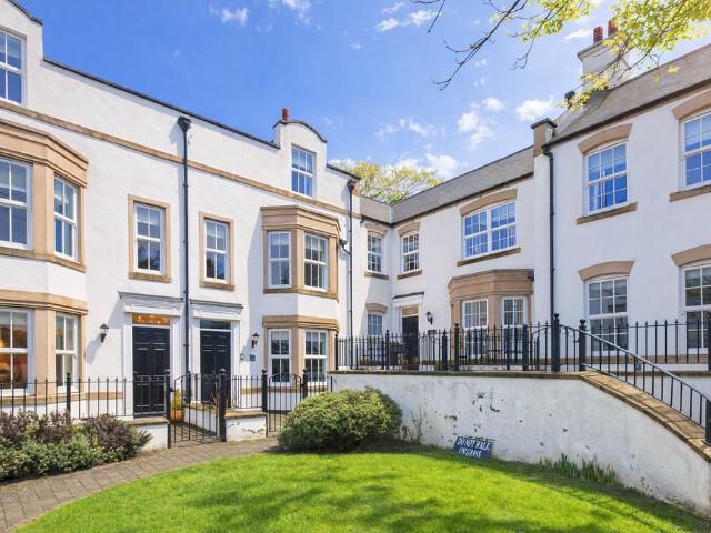 3 bedroom townhouse for sale