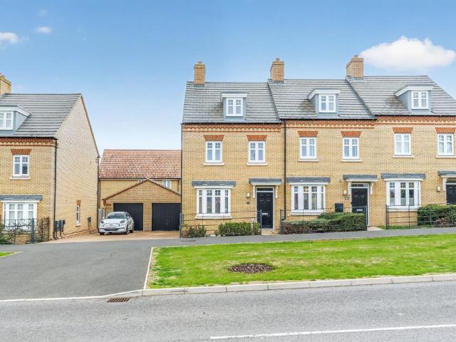 3 bedroom townhouse for sale
