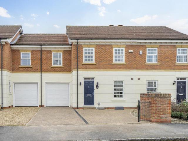 3 bedroom townhouse for sale