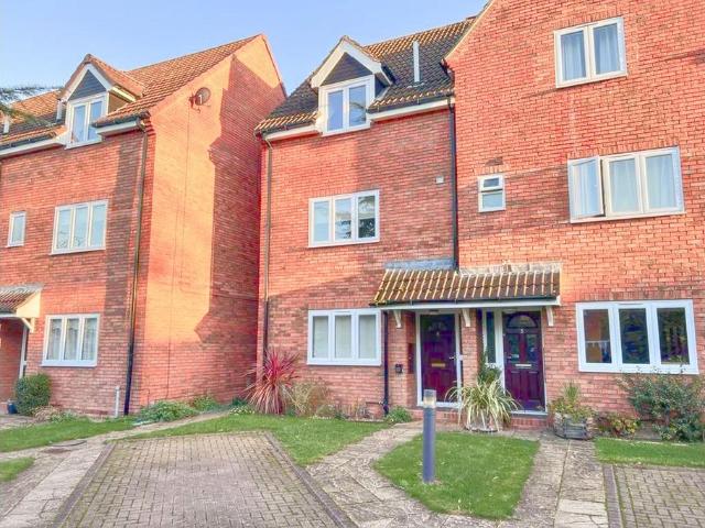3 bedroom townhouse for sale