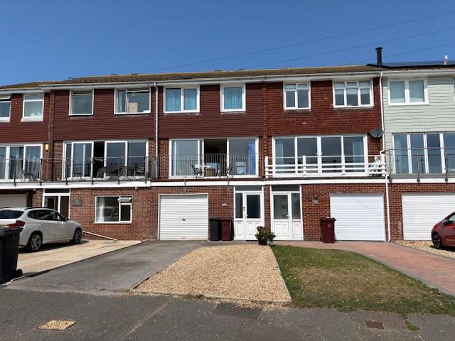 3 bedroom townhouse for sale