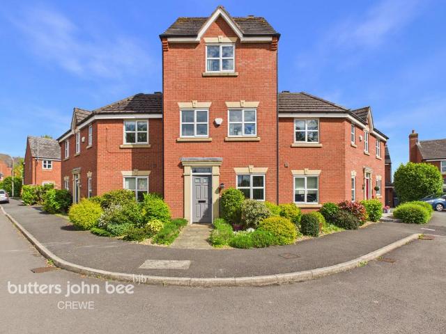 3 bedroom townhouse for sale