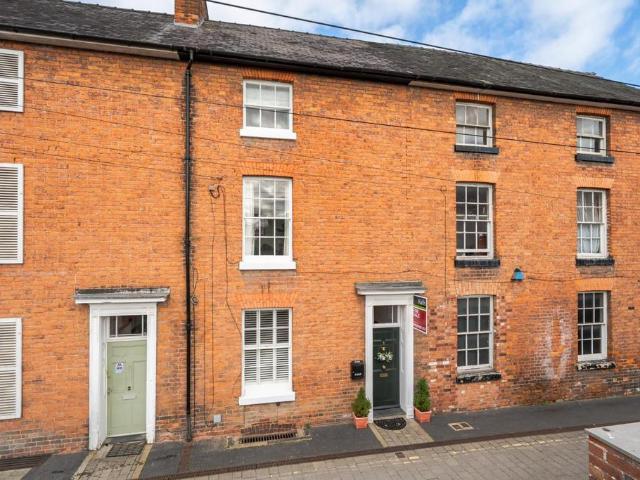 3 bedroom townhouse for sale