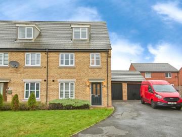 3 bedroom townhouse for sale