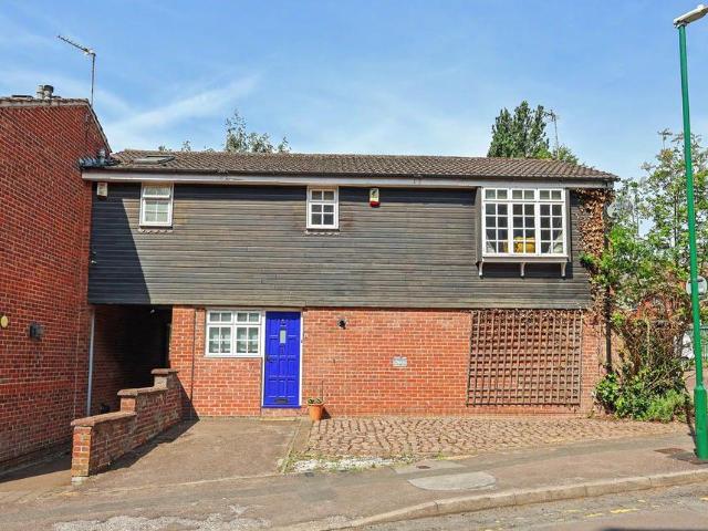3 bedroom townhouse for sale