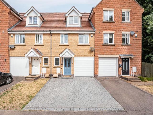 3 bedroom townhouse for sale