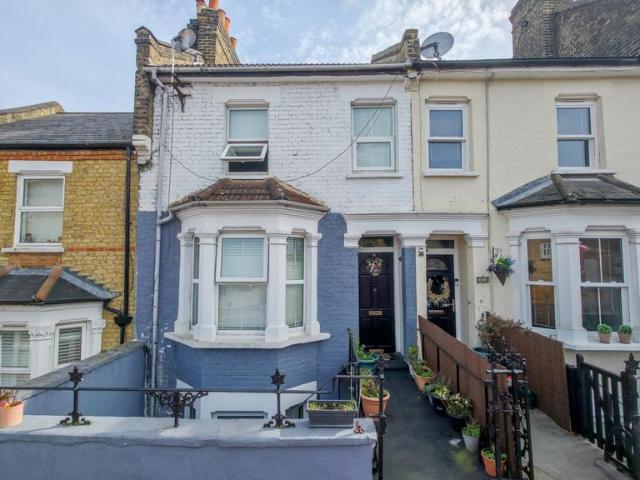 3 bedroom townhouse for sale