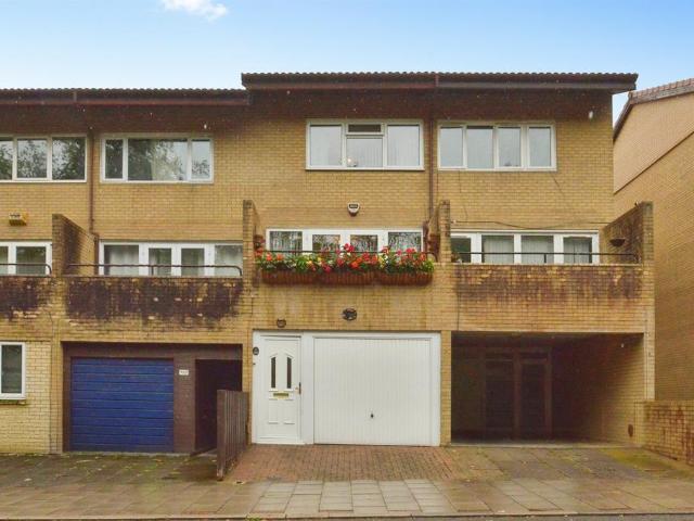 3 bedroom townhouse for sale