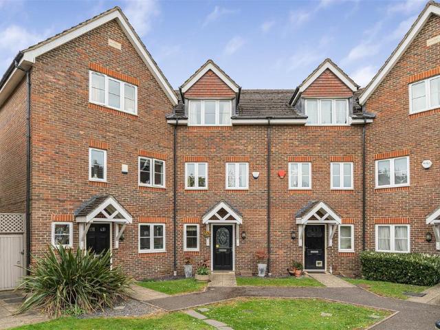 3 bedroom townhouse for sale