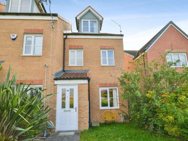 3 bedroom townhouse for sale