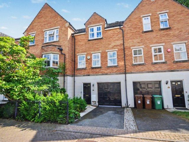 3 bedroom townhouse for sale