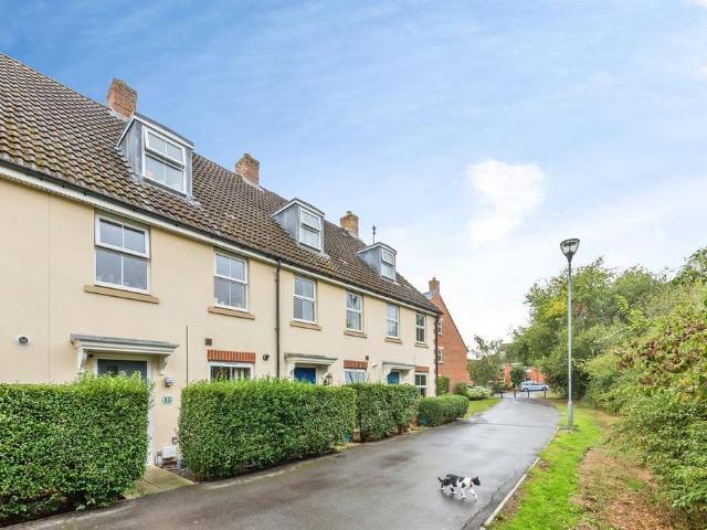 3 bedroom townhouse for sale